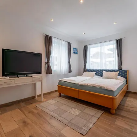 Smaragdherz Апартаменты *